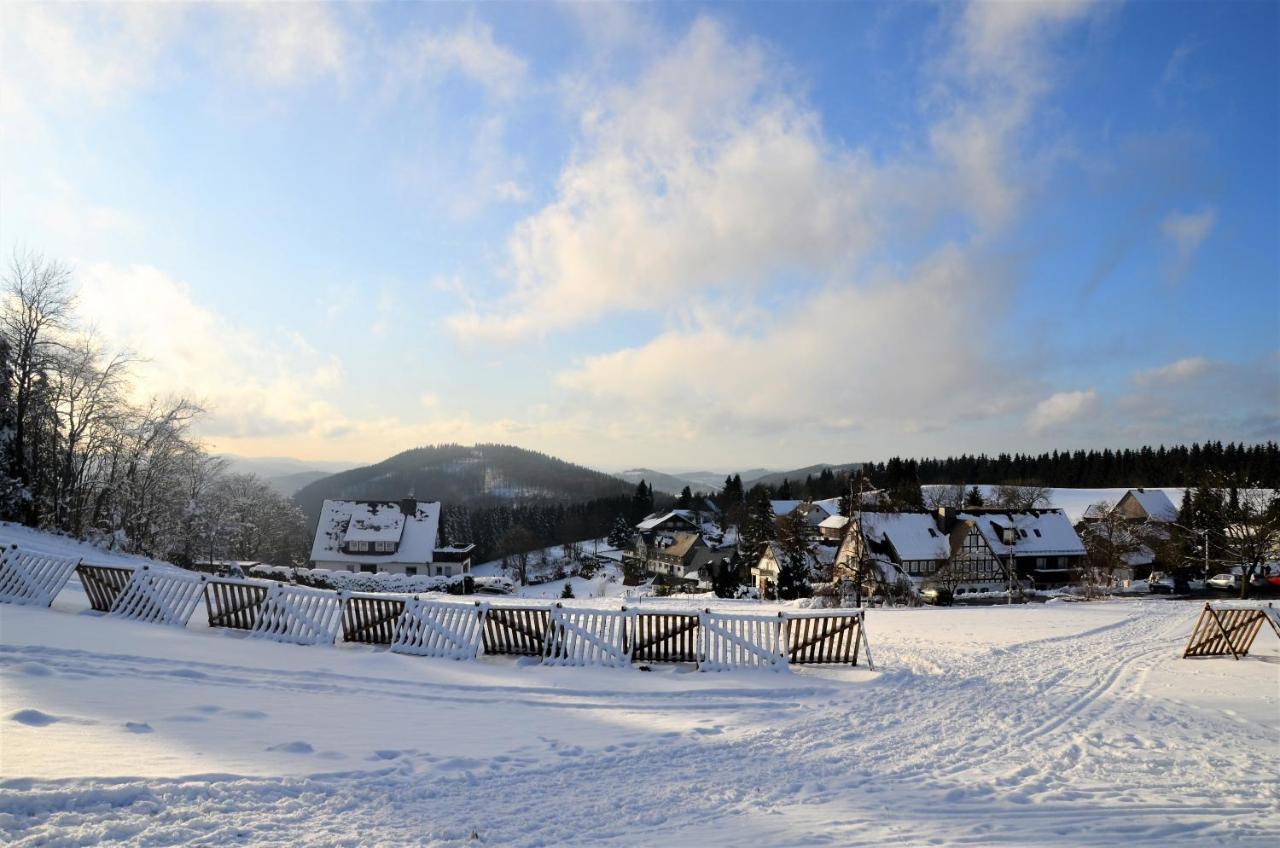 Gasthuis Berggasthof Zur Glocke Winterberg